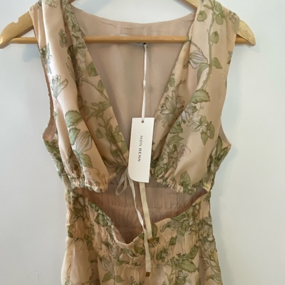 NWT MON RENN Wildflower Tie Front Cutout Mini Dress - Picture 6 of 10